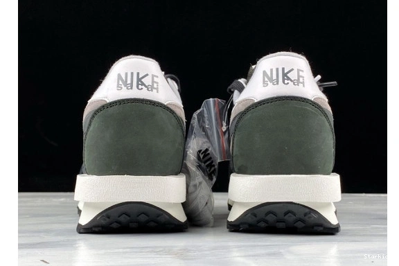 Anthracite Black Sacai Nike LD White BV0073-001 Waffle 0119